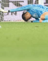 星空体育首页-记者：此前受重伤的韩佳奇随国安冬训，目前不具备打比赛的条件