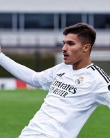 莫雷托：皇马19岁左后卫恩里克斯加盟阿拉维斯，签约4年