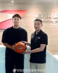 星空体育APP-杨毅辟谣:周琦在北京租房住没平层豪宅 赵睿转会费没1.6亿那么夸张