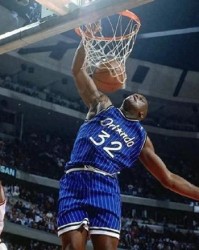 史上最愚蠢选择！省了4000万放弃了历史级巨星，送给对手三连冠