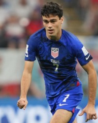 星空体育官方网站-美金杯决赛：美国vs墨西哥比分推荐 美国近期状态出色，能否再次捧起冠军奖杯